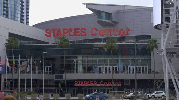Staples Center Arena en Los Angeles Downtown - CALIFORNIA, Estados Unidos - 18 DE MARZO DE 2019 — Foto de Stock
