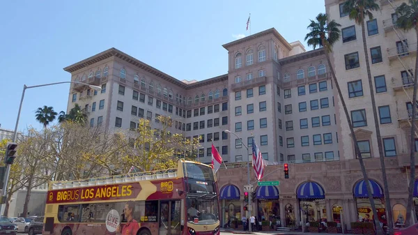 Beverly Wilshire hotelli Beverly Hillsissä - LOS ANGELES, Yhdysvallat - huhtikuu 1, 2019 — kuvapankkivalokuva