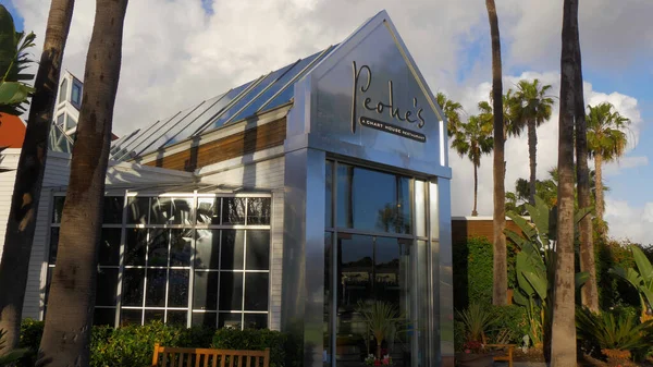 Restaurant en cafe 's in Centennial Park Coronado - CALIFORNIA, Verenigde Staten - 18 maart 2019 — Stockfoto