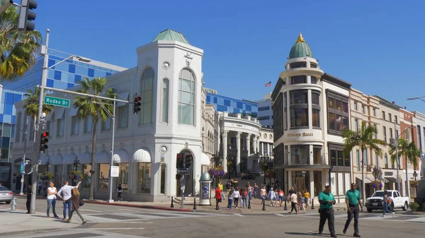 Via Rodeo street corner at Rodeo Drive in Beverly Hills - CALIFORNIA, USA - MARCH 18, 2019 — Stock Photo, Image