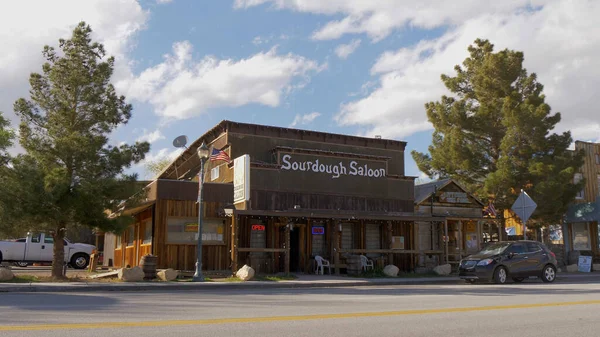 Old Sourdough Saloon in Beatty - BEATTY, EUA - Março 29, 2019 — Fotografia de Stock