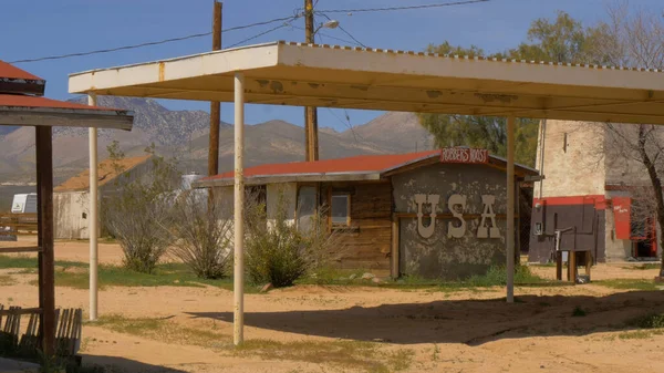 Città fantasma tipica della California - MOJAVE CA, USA - 29 MARZO 2019 — Foto Stock