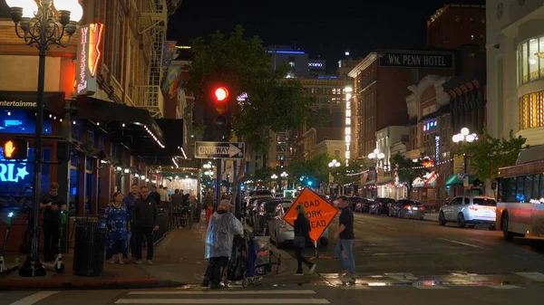 Historic Gaslamp Quarter San Diego by night - CALIFORNIA, Verenigde Staten - 18 maart 2019 — Stockfoto