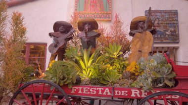 Old Town San Diego Eyalet Parkı Gün batımında - SAN DIEGO, ABD - 1 Nisan 2019