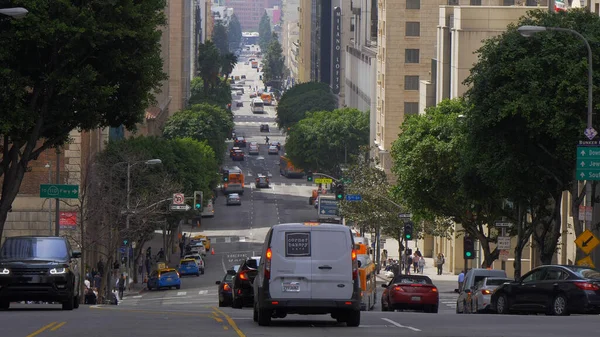 Street view in Downtown Los Angeles - CALIFORNIA, Estados Unidos - 18 de MARZO de 2019 — Foto de Stock