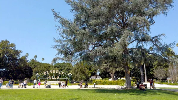 洛杉矶贝弗利山花园公园-美国洛杉矶- 2019年4月1日 — 图库照片