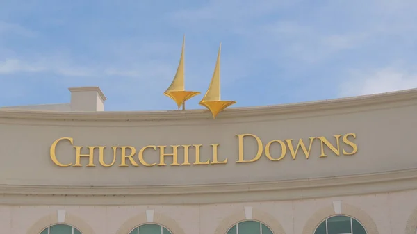 Churchill Downs Horse Race track in Louisville Kentucky - LOUISVILLE, Ηνωμένες Πολιτείες - 14 Ιουνίου 2019 — Φωτογραφία Αρχείου