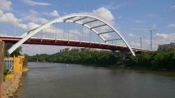 Korean Veterans Blvd Bridge to Nashville - NASHVILLE, Ηνωμένες Πολιτείες - 17 Ιουνίου 2019 — Φωτογραφία Αρχείου
