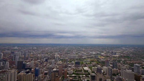 Σικάγο από ψηλά - καταπληκτική εναέρια άποψη - CHICAGO. Ηνωμένες Πολιτείες - 11 Ιουνίου 2019 — Φωτογραφία Αρχείου