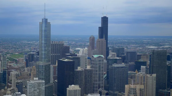 Удивительный вид с воздуха на Чикаго - CHICAGO. ГОСУДАРСТВА - 11 ИЮНЯ 2019 ГОДА — стоковое фото