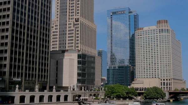 Chicago Tribune building at downtown - CHICAGO, ESTADOS UNIDOS - 11 DE JUNIO DE 2019 —  Fotos de Stock