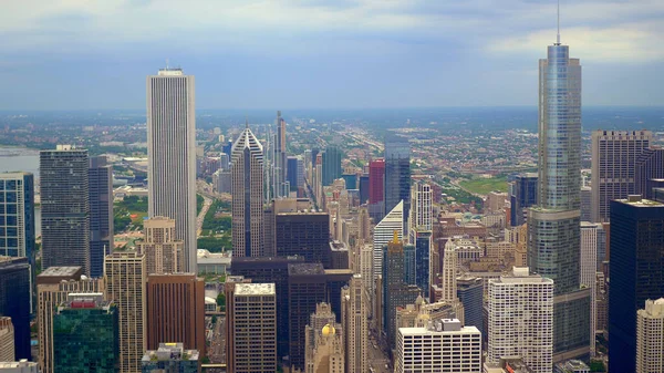 Vue aérienne incroyable sur Chicago - CHICAGO. ÉTATS-UNIS - 11 JUIN 2019 — Photo