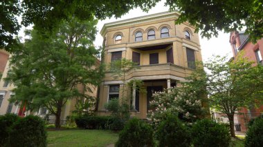 Eski Louisville 'deki güzel malikaneler - LOUISVILLE, Birleşik Devletler - 14 Haziran 2019