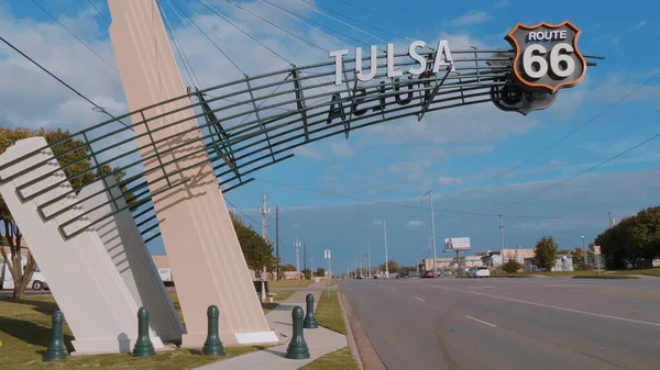 Das berühmte Route 66 Gate in Tulsa Oklahoma — Stockfoto