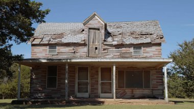 Kayıp yerler - 66. Yol 'da terk edilmiş eski ahşap ev