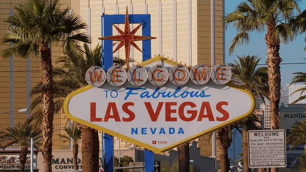Willkommen bei Fabulous Las Vegas Schild — Stockfoto