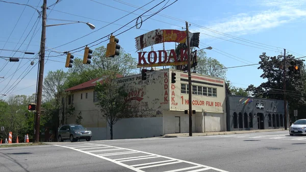 Voormalig gebouw voor fotoontwikkeling in Atlanta - Kodak - ATLANTA, USA - APRIL 22, 2016 — Stockfoto