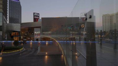 Las Vegas Bulvarı 'ndaki Yayalara Bidge - LAS VEGAS-NEVADA, 11 Ekim 2017