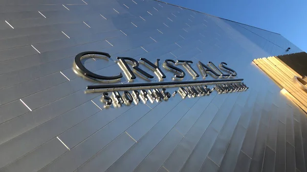 Amazing Crystals Shopping Center в Лас-Вегасі - розташований на смузі - LAS VEGAS-NEVADA, OCTOBER 11, 2017 — стокове фото