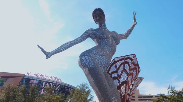 Bliss Dance Sculpture at The Park in Las Vegas - LAS VEGAS-NEVADA, OCTOBER 11, 2017 — Stock Photo, Image