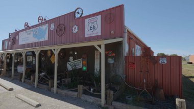 Route 66 'daki Beautiful Round Up Cafe - Country style cafe and diner - OKLAHOMA CITY-OKLAHOMA, 21 Ekim 2017
