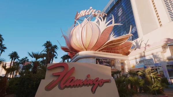 Famous Flamingo Hotel and Casino i Las Vegas - LAS VEGAS-NEVADA, OCTOBER 11, 2017 – stockfoto