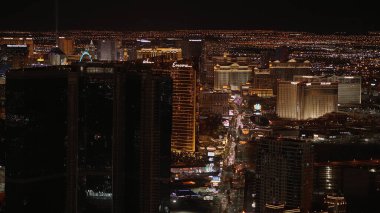 Gece Las Vegas üzerindeki hava manzarası - LAS VEGAS-NEVADA, 11 Ekim 2017