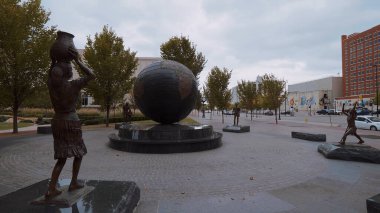 Tulsa Rotary Plaza - Tulsa Rotary Kulübü - TULSA-OKLAHOMA, 21 Ekim 2017
