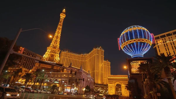Parijs Hotel en Eiffeltoren in Las Vegas - LAS VEGAS-NEVADA, OKTOBER 11, 2017 — Stockfoto