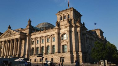 Alman parlamento binası Reichstag - Berlin 'deki parlamento binaları - BERLIN, GERMANY ŞEHRİ - 21 Mayıs 2018