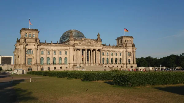 Edificio del parlamento tedesco chiamato Reichstag - edifici parlamentari a Berlino - CITTÀ DI BERLINO, GERMANIA - 21 MAGGIO 2018 — Foto Stock