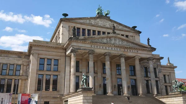 Jandarma Meydanı 'ndaki Hallo Berlin Konseri - Berlin Şehri - 21 Mayıs 2018 — Stok fotoğraf