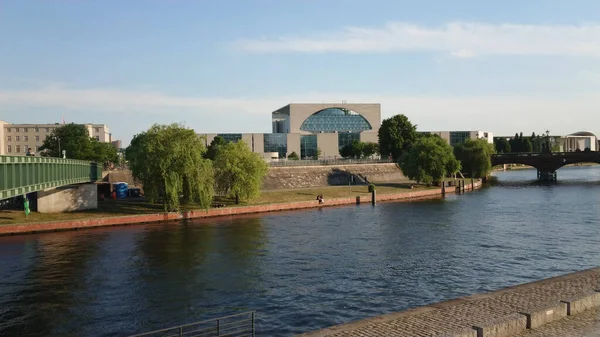 Pedestrian Bridge from Washington Square in Berlin over River Spree - CITY OF BERLIN, GERMANY - MAY 21, 2018 — Stock Photo, Image