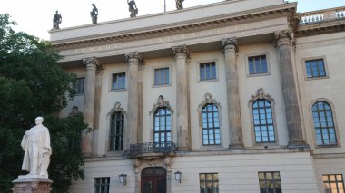 Berlin 'deki ünlü Humboldt Üniversitesi