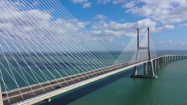 Jembatan Vasco Gama Terkenal Atas Sungai Tejo Lisbon Dari Atas — Stok Video