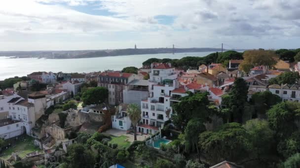 Vista Aérea Sobre Histórico Distrito Alfama Lisboa Imágenes Aéreas Aviones — Vídeo de stock