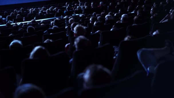 Auditoire dans un cinéma - cinéma — Video