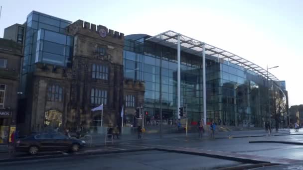 Omni Centre in Edinburgh - Edinburgh, Scotland - 10. ledna 2020 — Stock video