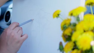bir buket sarı dandelions, doğadan, yaratıcı süreç çizim çizim bir kalem kroki Close-Up,