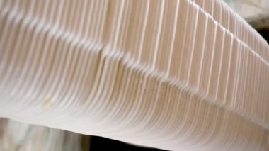 Pek çok teslimatın yakın çekimi beyaz köpük beslenme çantaları, strafor kutuları.