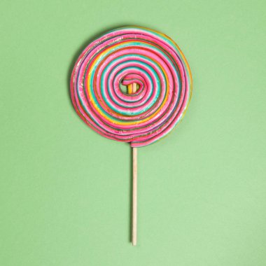 tatlı renkli lolipop