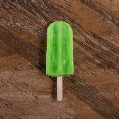 Lezzetli ve ferahlatıcı limon lezzet buzlu şeker 