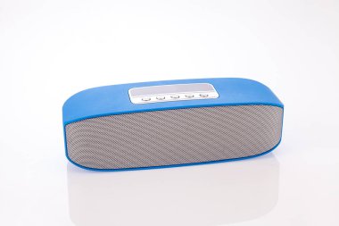 bluetooth ile kablosuz hoparlör 