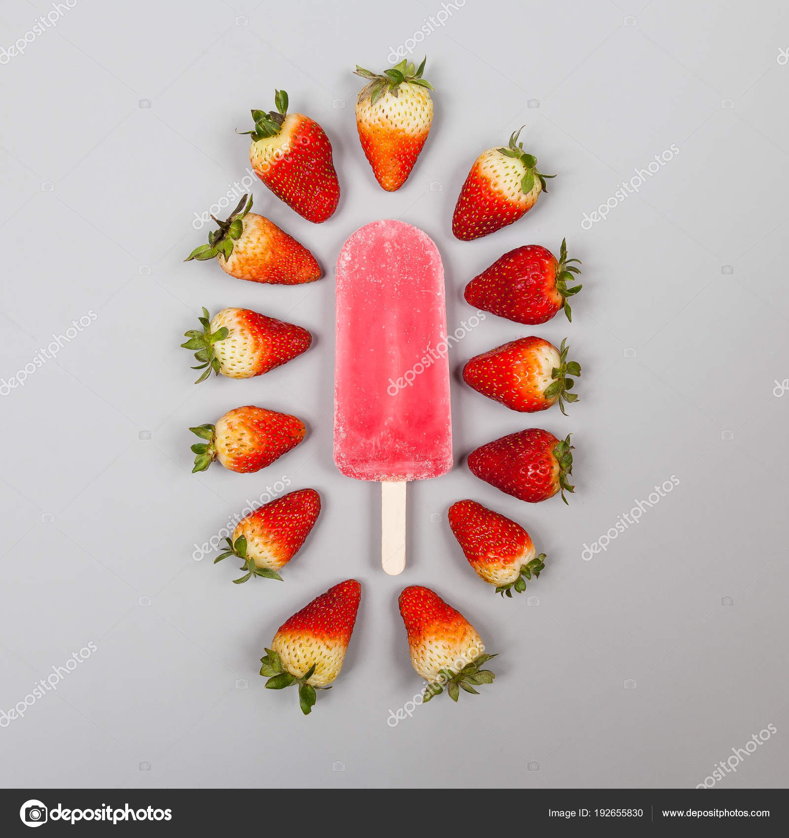 Tasty and refreshing strawberry flavor popsicles