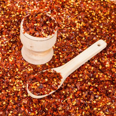 kırmızı biber veya kırmızı biber ezilmiş 