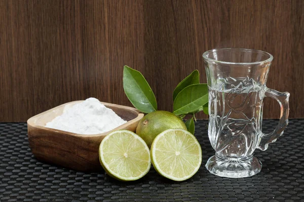 Bicarbonato Sódio Água Quente Limão — Fotografia de Stock