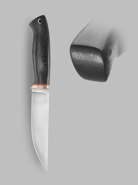Jägermesser mit Scheide — Stockfoto
