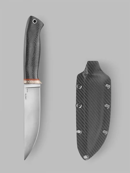 Hunter kniv med balja — Stockfoto