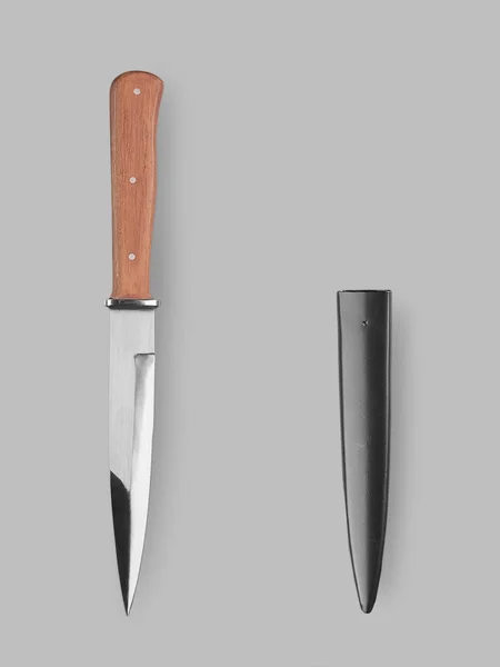 Cuchillo militar con vaina — Foto de Stock