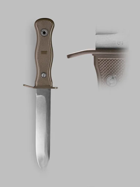 Coltello militare con fodero — Foto Stock